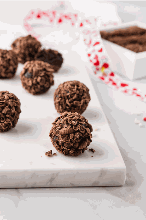 CAJA DE TRUFAS X 9 UNID