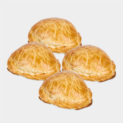 4 EMPANADAS DE POLLO O CARNE