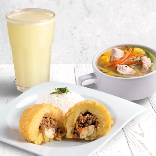 PAPA RELLENA CON ARROZ + GASEOSA O AGUA O REFRESCO + ENTRADA